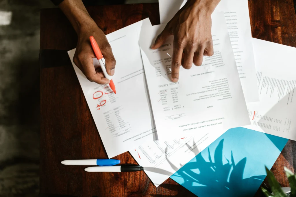 Ecommerce accounting review of financial statements, inventory costs, and COGS